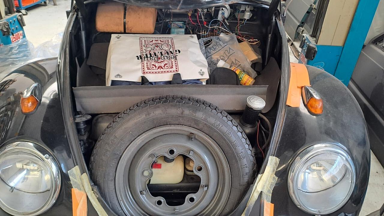 Volkswagen Maggiolino 6 volt cabrio