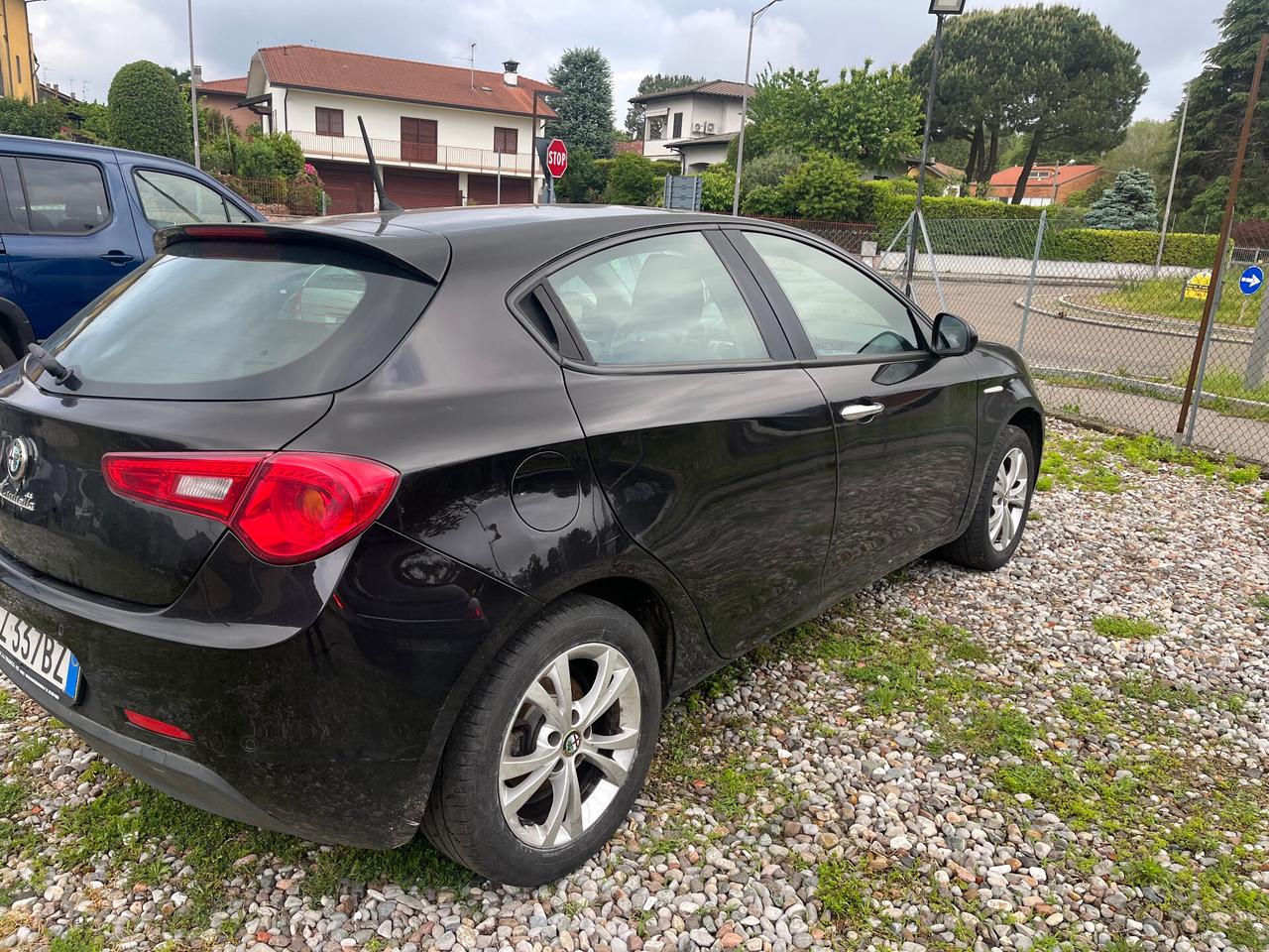 Alfa Romeo Giulietta 1.4 Turbo MultiAir TCT Exclusive Si Permuta - Ok Neopatentato