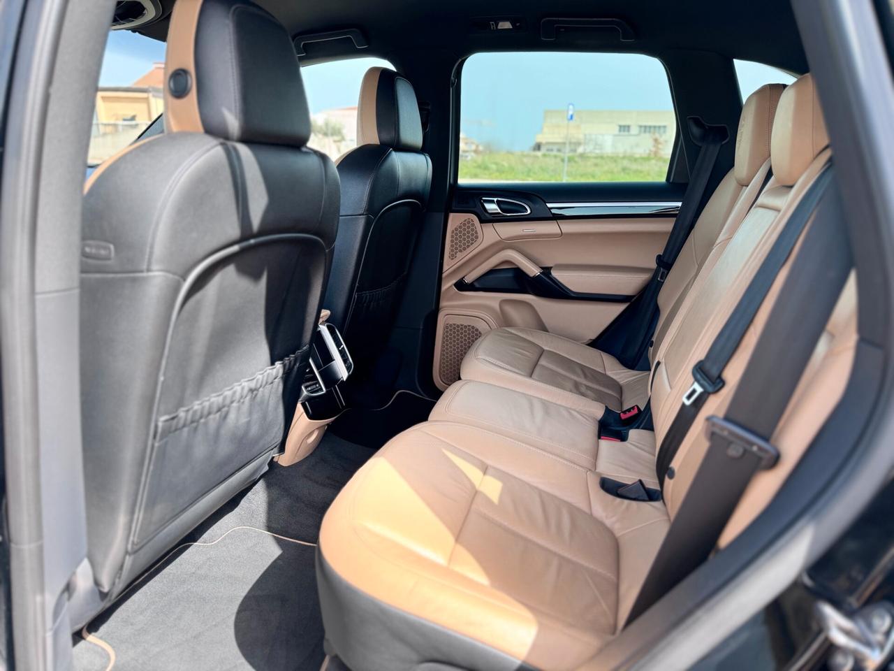 Porsche Cayenne 3.0 Diesel 245CV Platinum Edition