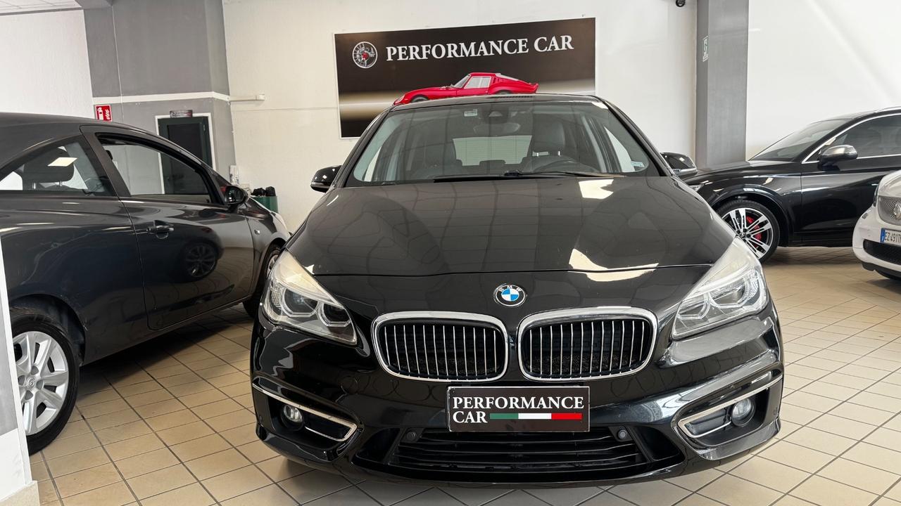Bmw 2er Active Tourer 218d Luxury