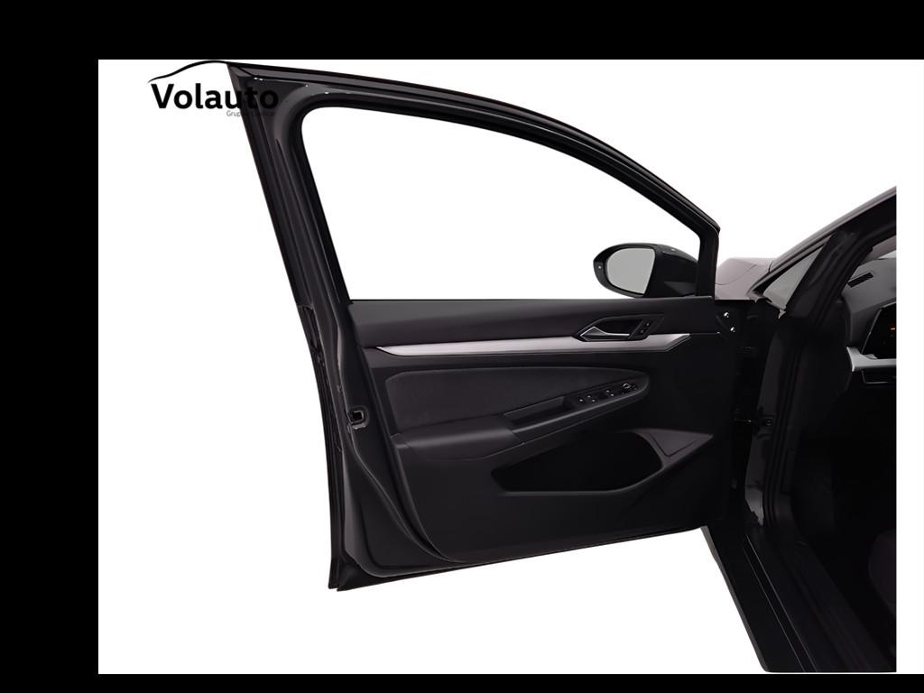 VOLKSWAGEN Golf VIII 2020 - Golf 1.0 etsi evo Life 110cv dsg