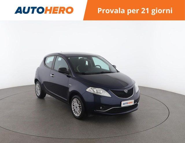 LANCIA Ypsilon 1.2 69 CV 5 porte Gold