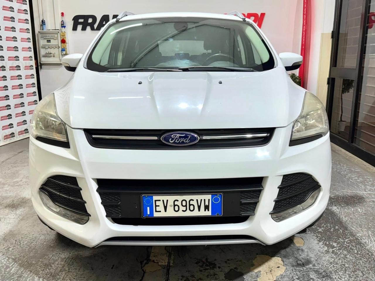 Ford Kuga 2.0 TDCI 140 CV 2WD Titanium