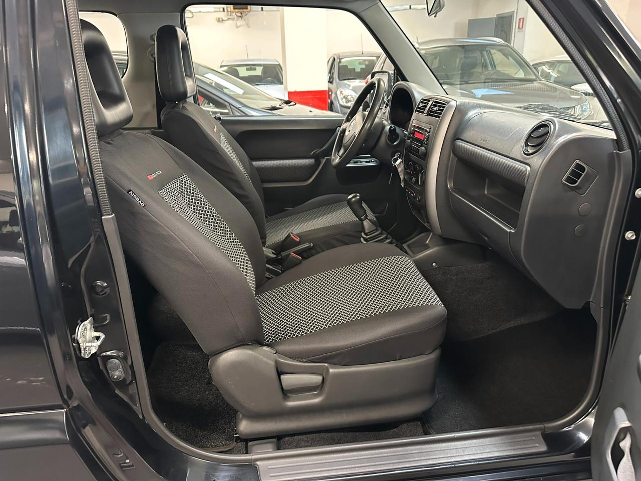 Suzuki Jimny 1.3i 16V cat 4WD JLX