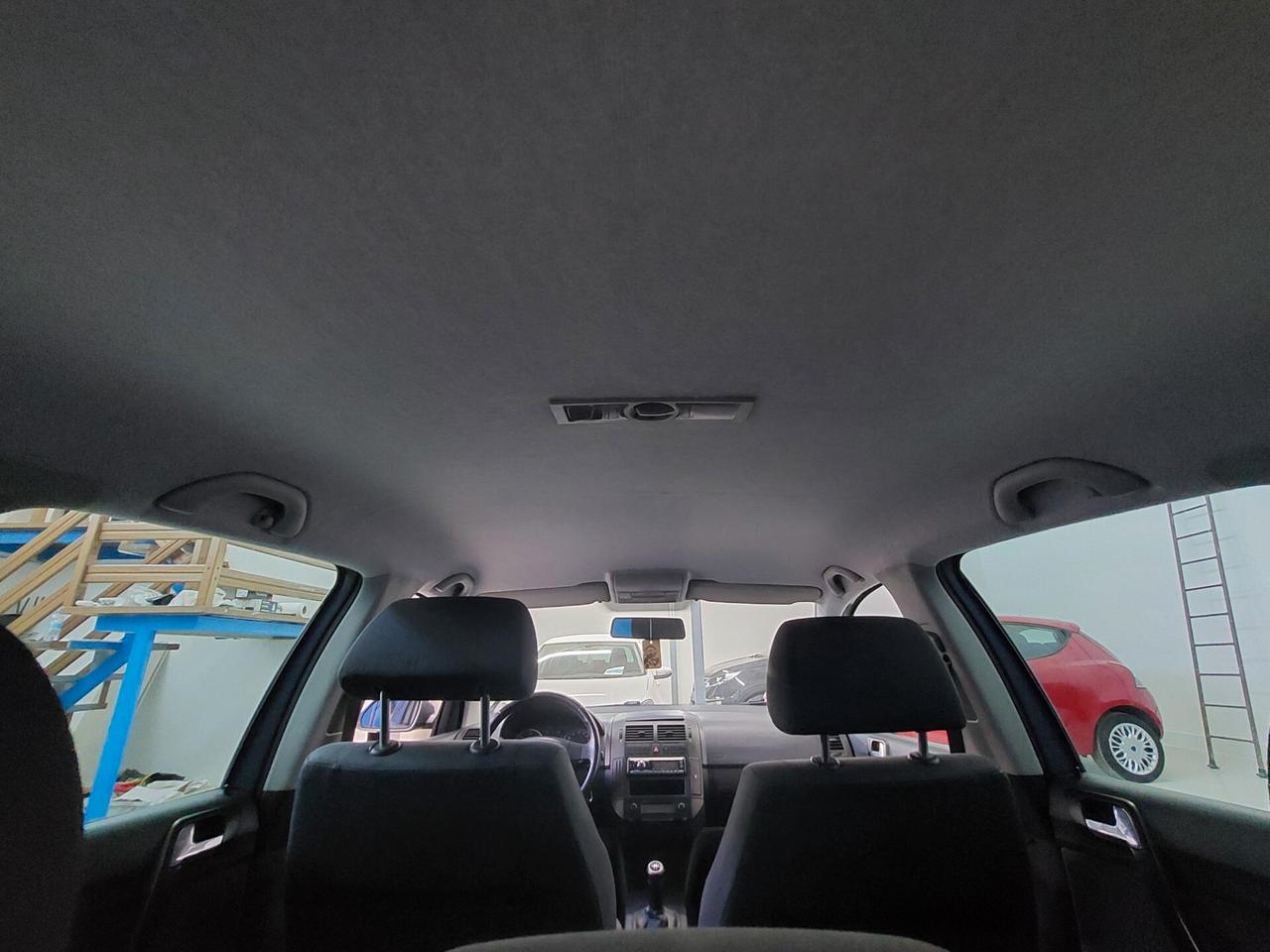 Volkswagen Polo 1.4/80CV TDI 5p. Sportline