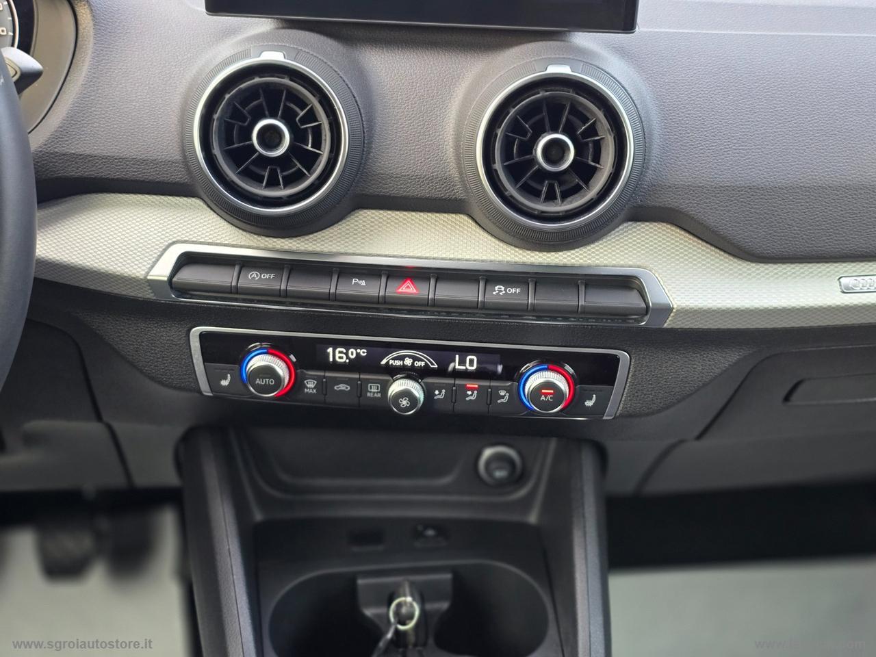 AUDI Q2 30 TDI Business Advanced