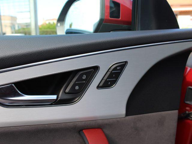 AUDI SQ8 TDI quattro tiptronic MHEV