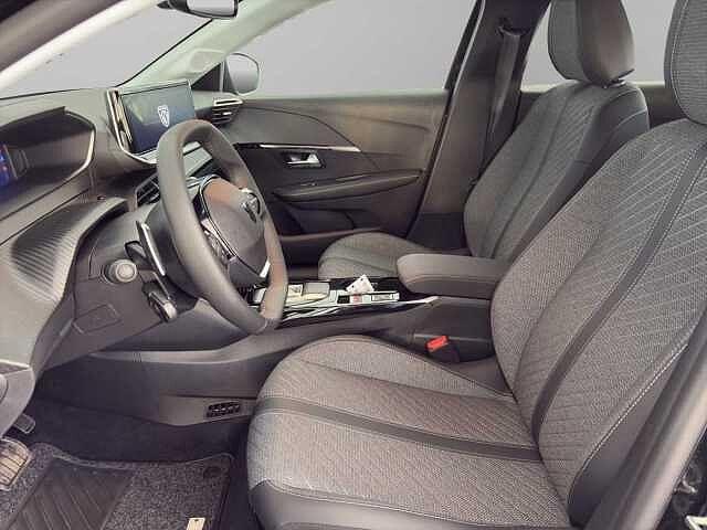 Peugeot 208 Hybrid 136 e-DCS6 Allure