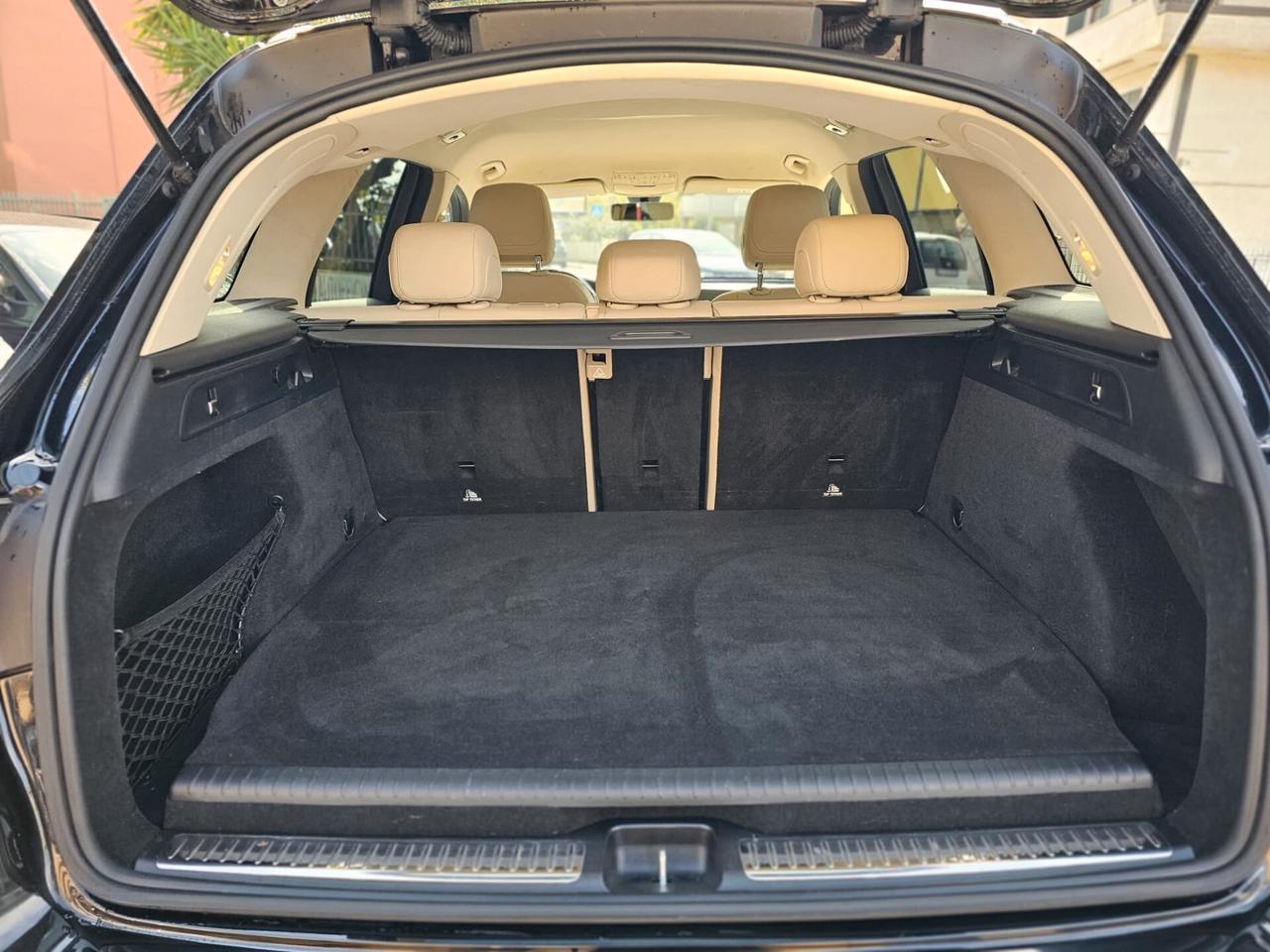 Mercedes-benz GLC 300 e 4Matic EQ-Power Business