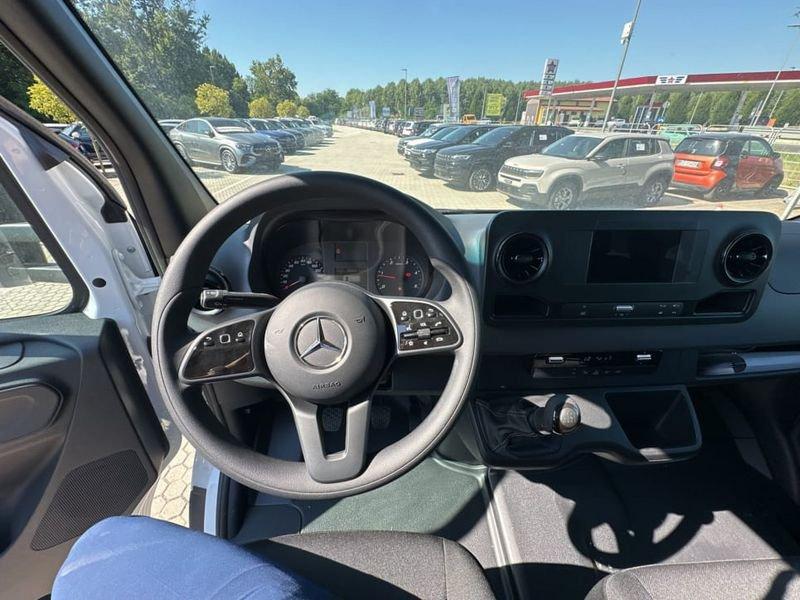 Mercedes-Benz Sprinter 311CDI T 37/35