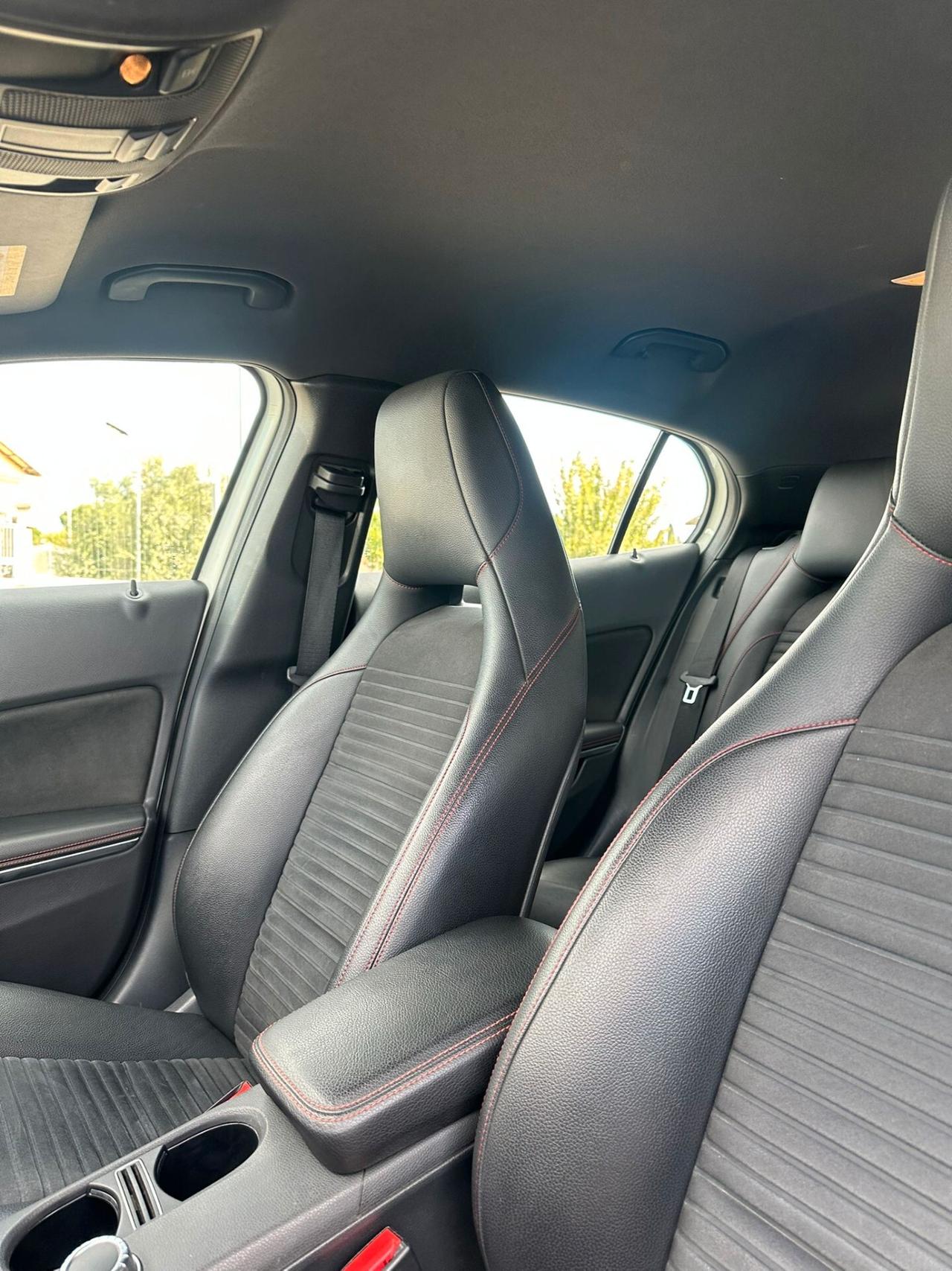 Mercedes-benz GLA 200 CDI Automatic 4Matic Premium