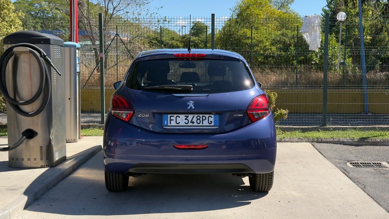 Peugeot 208 PureTech 82 5 porte Allure 2016