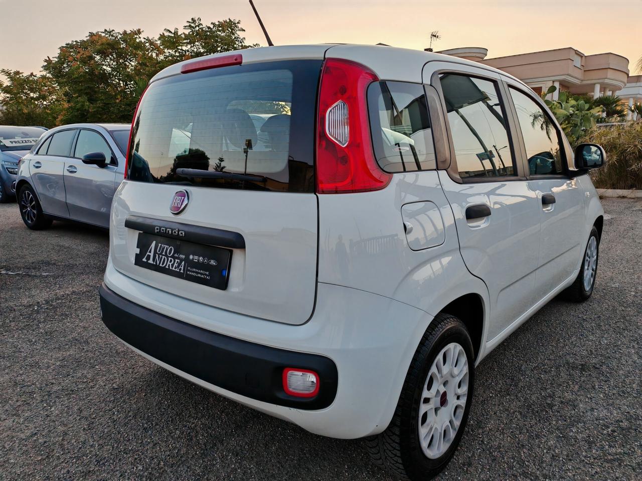 Fiat Panda 13MJT 95CV Lounge Full Optional 2018