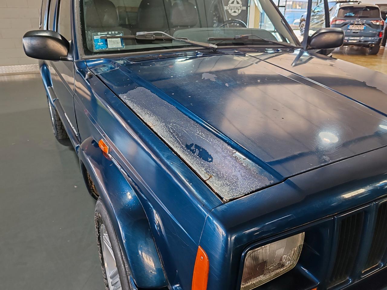 Jeep Cherokee 2.5 TD 5 porte Command-Trac Classic