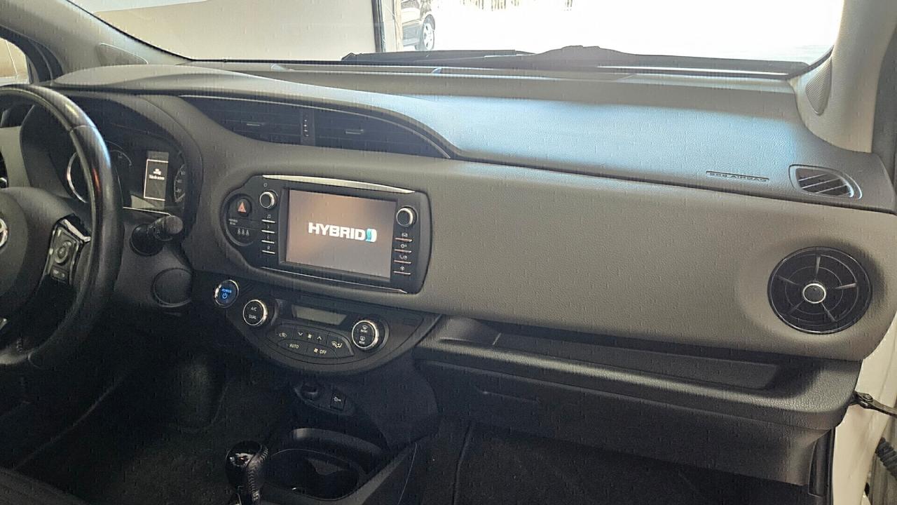 Toyota Yaris BIANCO PERLA