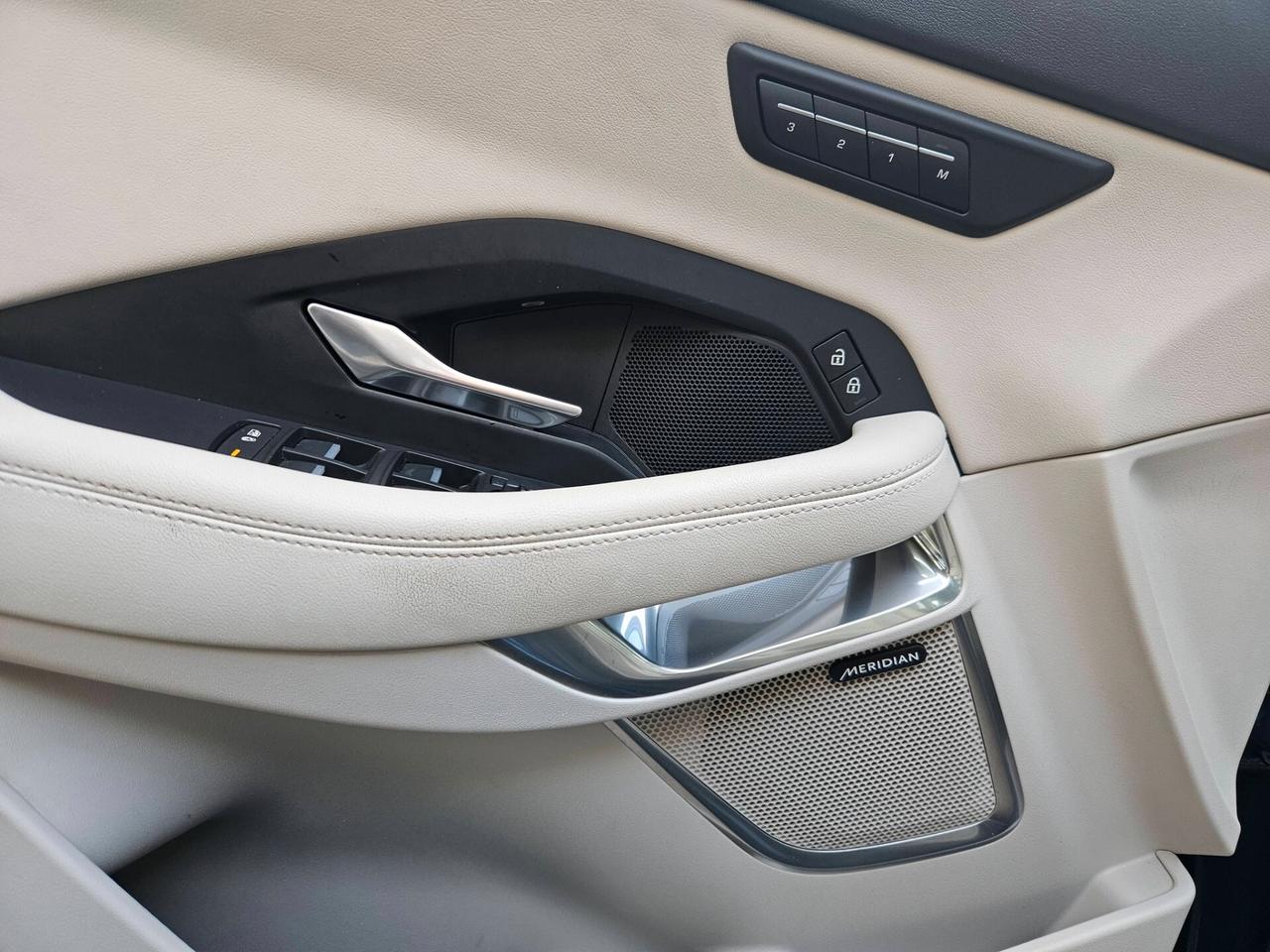 Jaguar E-Pace 2.0D I4 163 CV AWD Auto R-Dynamic SE