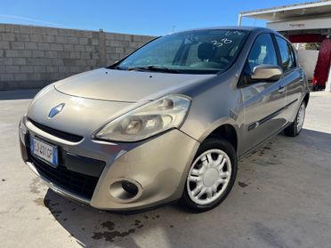 Renault Clio 1.2 16V 5 porte Dynamique
