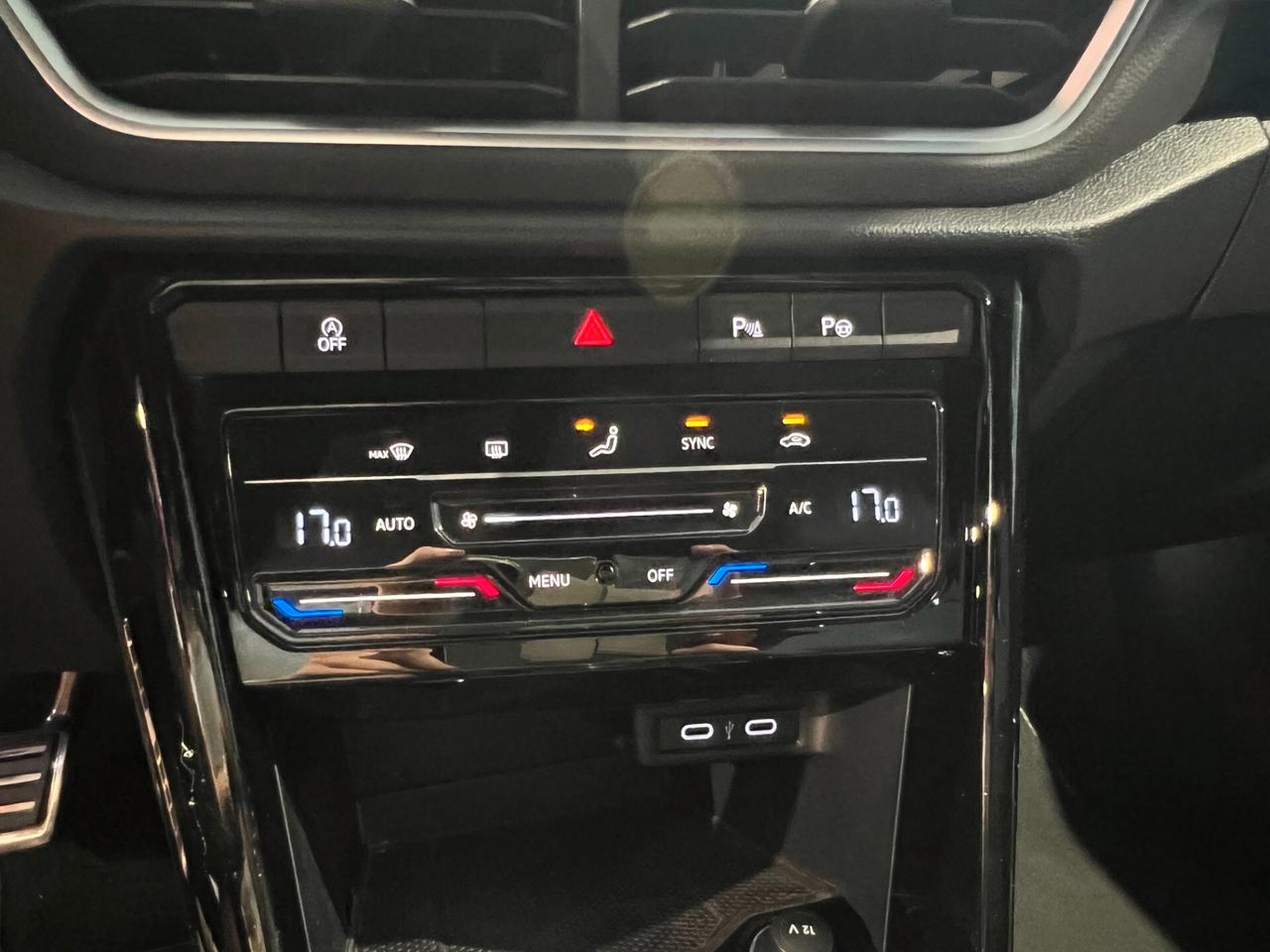 Volkswagen T-Roc 2.0 TDI 150 CV DSG R-Line