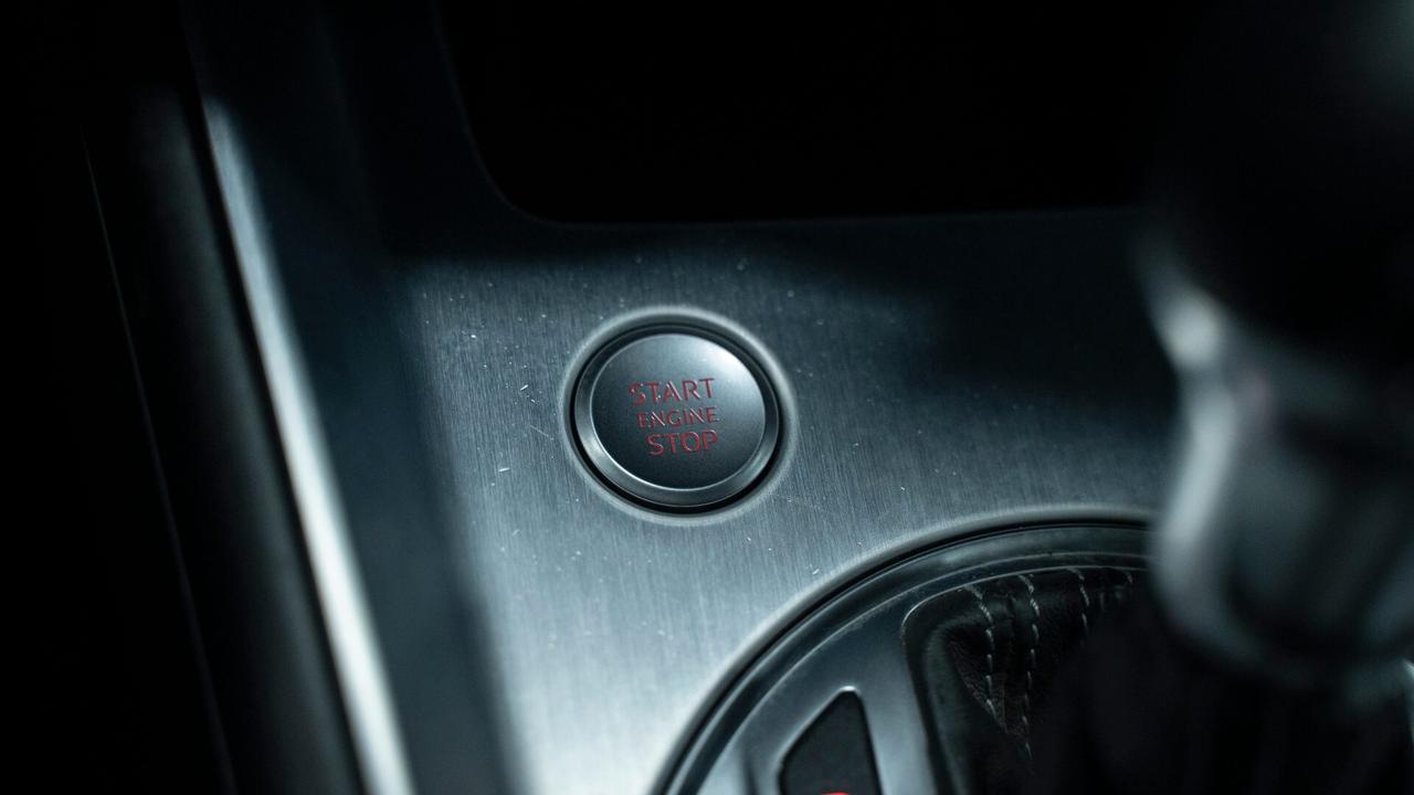 Audi TT COUPE' 1,8 TFSI S LINE TRONIC 19" XENO PELLE VIR