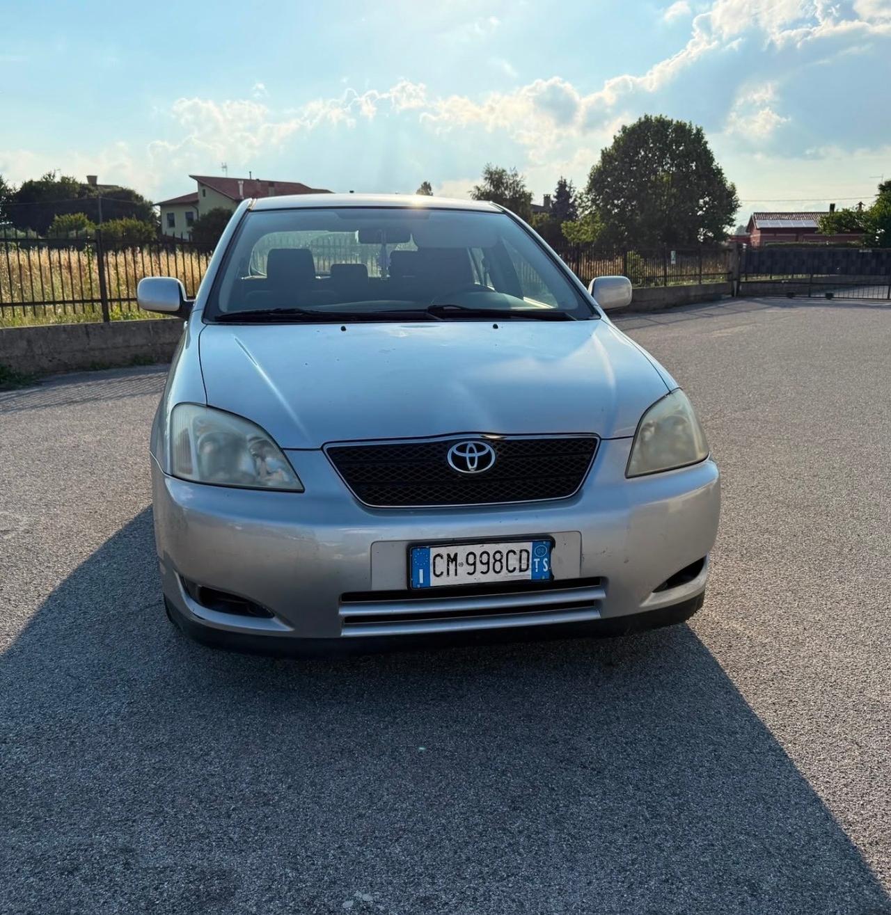 Toyota Corolla 2.0 tdi anno 2004