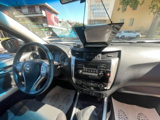 Nissan Navara 2.3 dCi 4WD King Cab Acenta