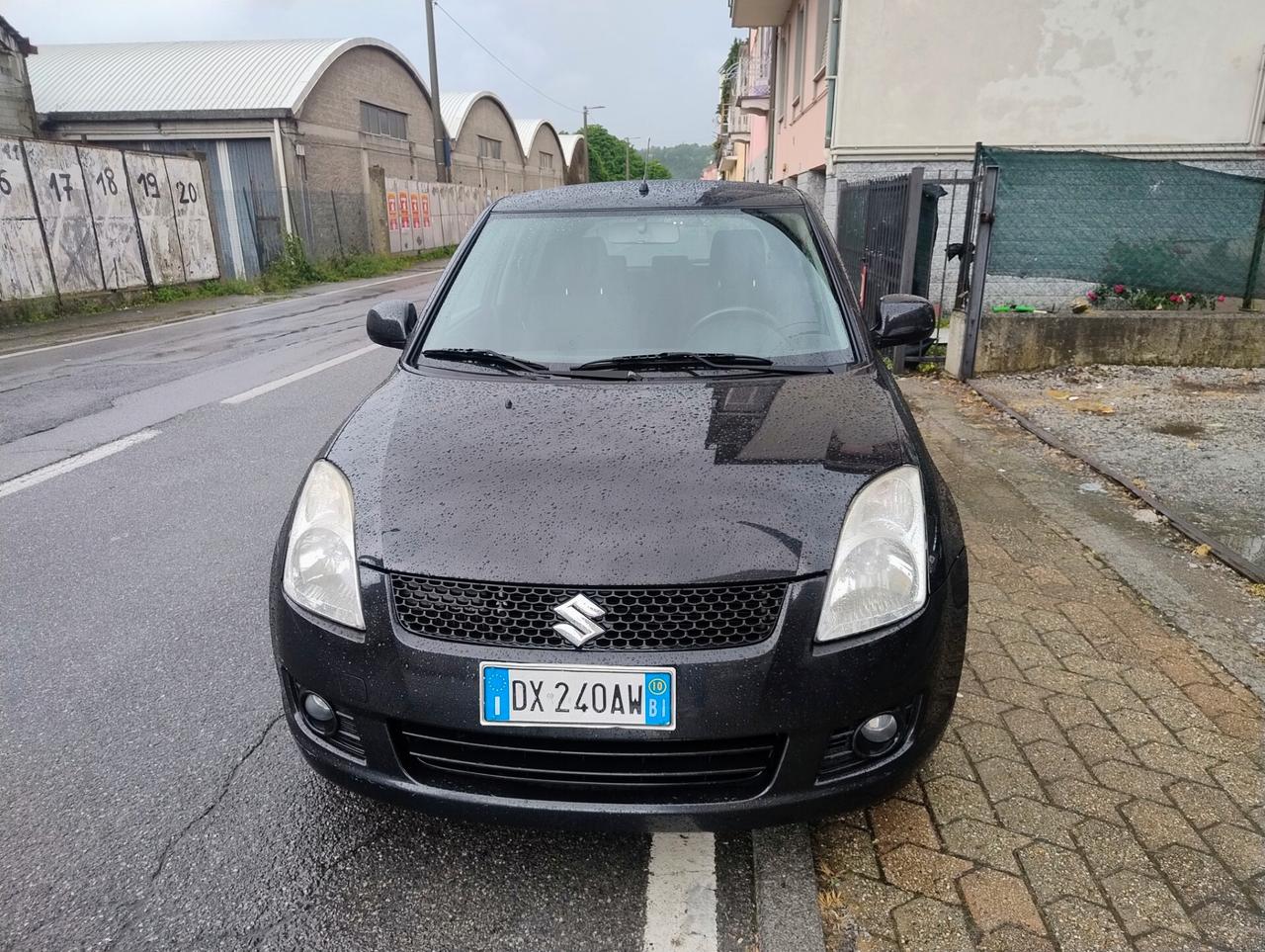 Suzuki Swift 1.3 DDiS 75cv NEOPATENTATI SPORT