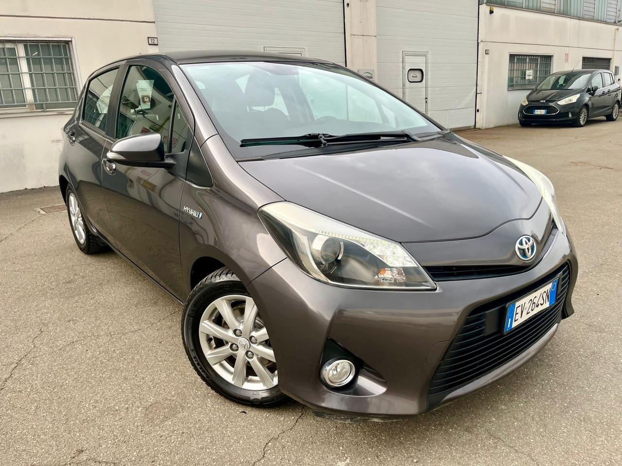 Toyota Yaris 1.5 Hybrid 2014 131.000km perfetta