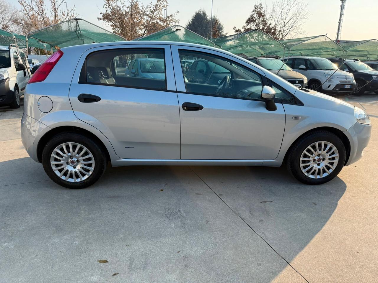 Fiat Grande Punto UNICO-PR. 1.2 65cv 71.000 KM