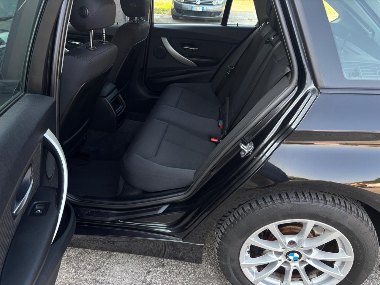Bmw serie 3. 316d. 2.0d. Garanzia 12 mesi.