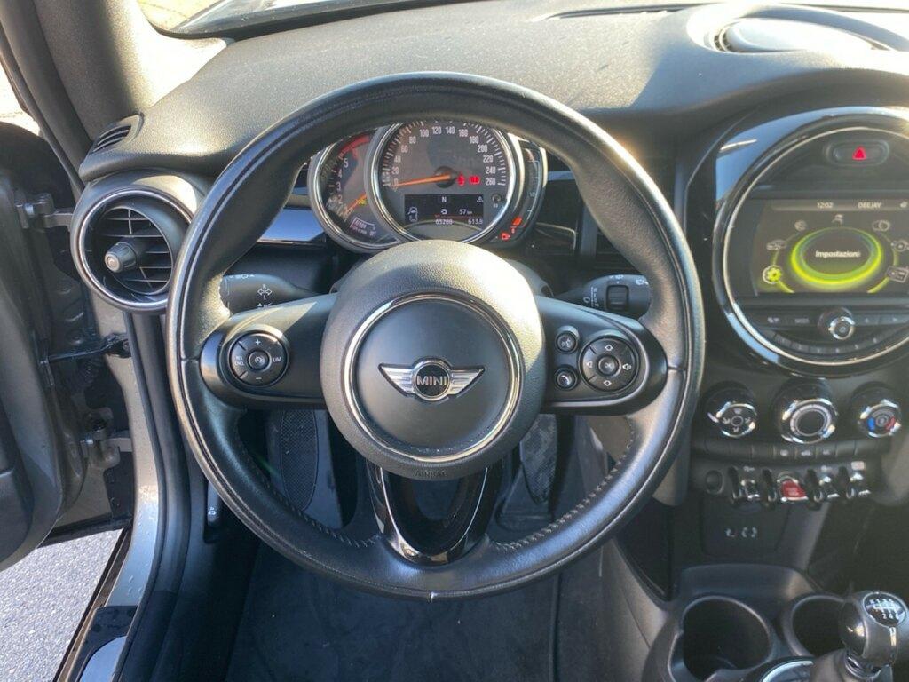 Mini Cooper D Cabrio 1.5 Cooper D