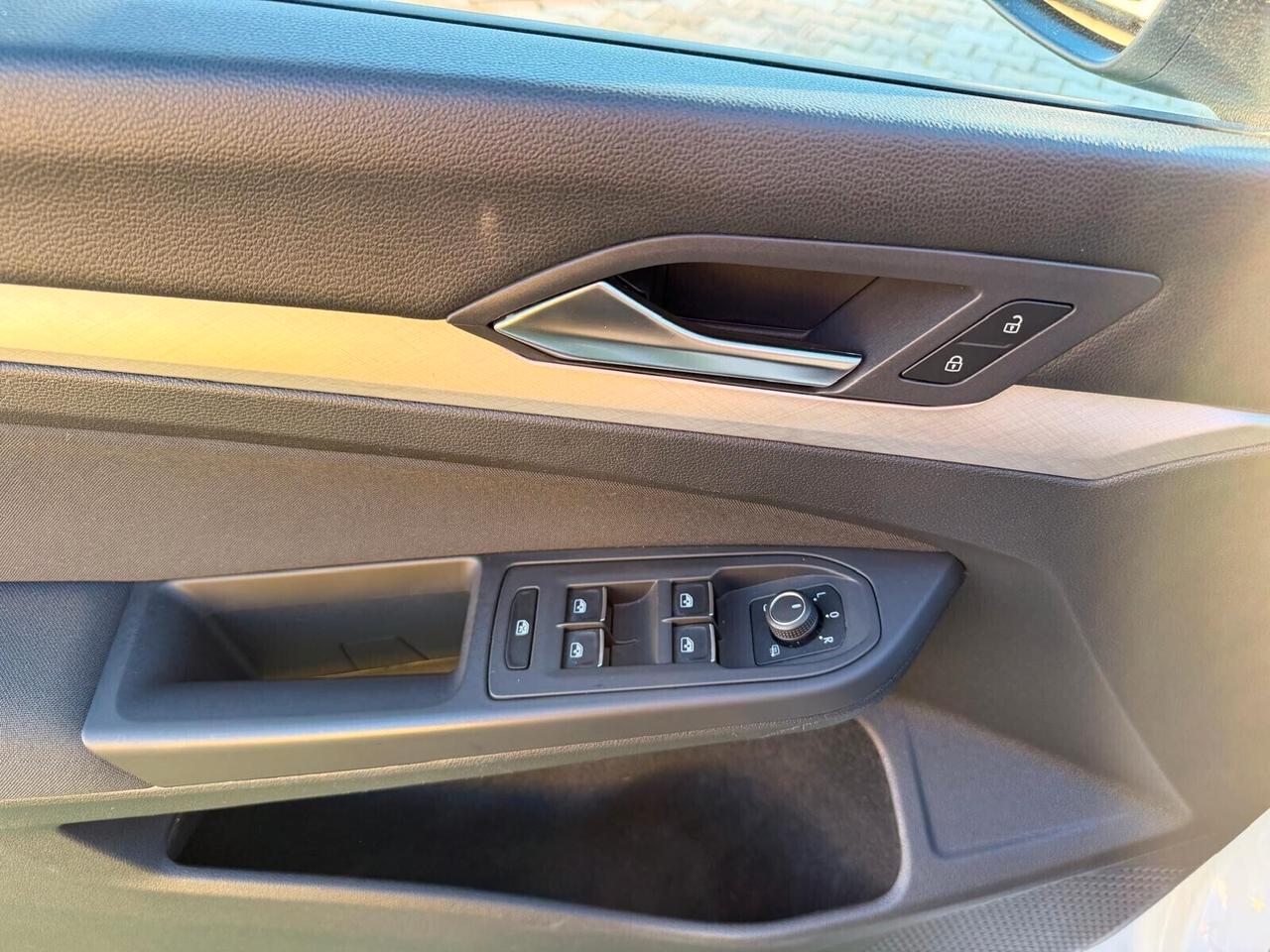 Volkswagen Golf 1.0 TSI EVO style