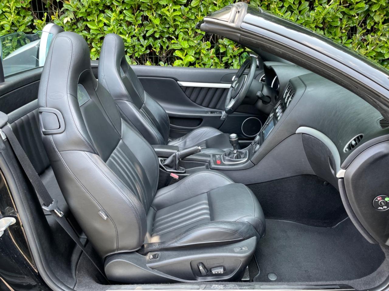 Alfa Romeo Spider 939 3.2 V6 *PININFARINA*