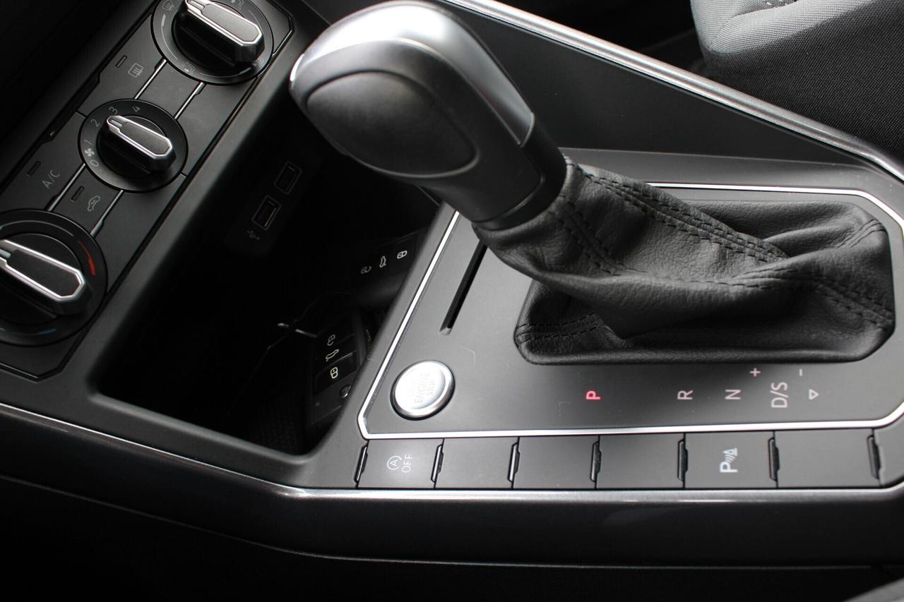 Volkswagen Polo 5p 1.6 tdi Highline 95cv dsg R-CAMERA VIRTUAL NAV