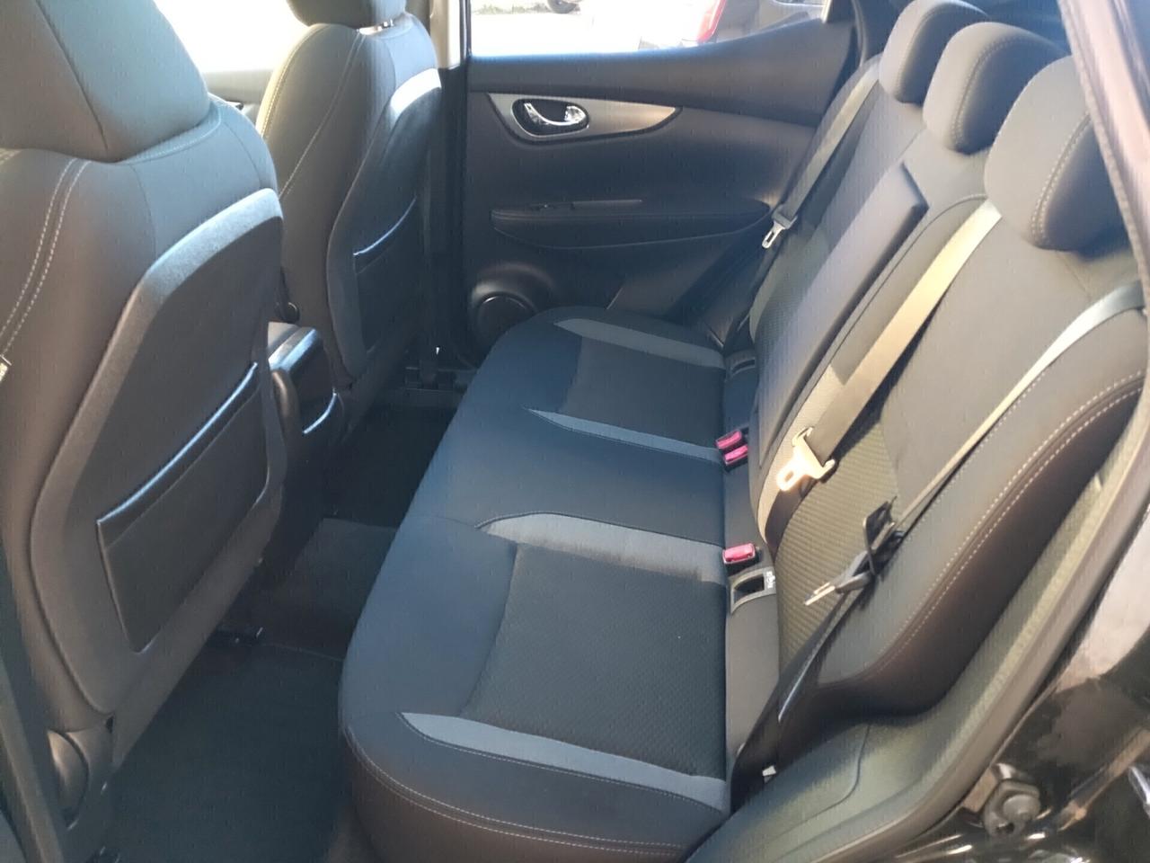 Nissan Qashqai 1.6 dCi N-Connecta