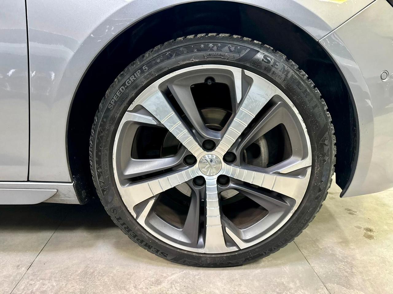 Peugeot 308 1.5 BlueHDi 130cv EAT8 GT Pack 2021