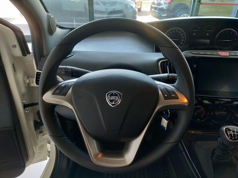 Lancia Ypsilon 1.0 FireFly 5 porte S&S Hybryd Gold KM0