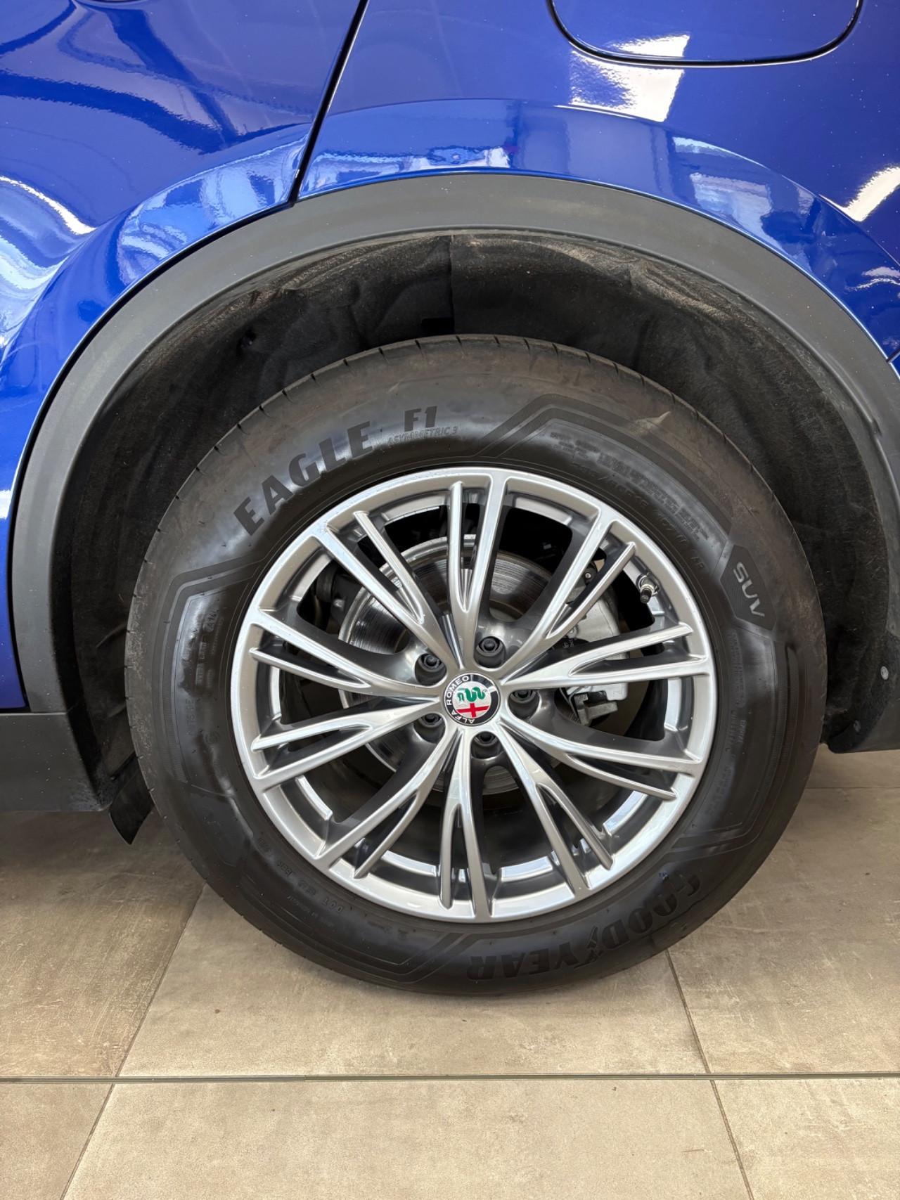 Alfa Romeo Stelvio 2.2 t Business rwd 160cv auto