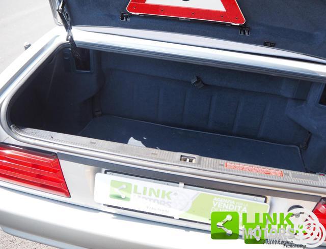 MERCEDES-BENZ SL 300 R129