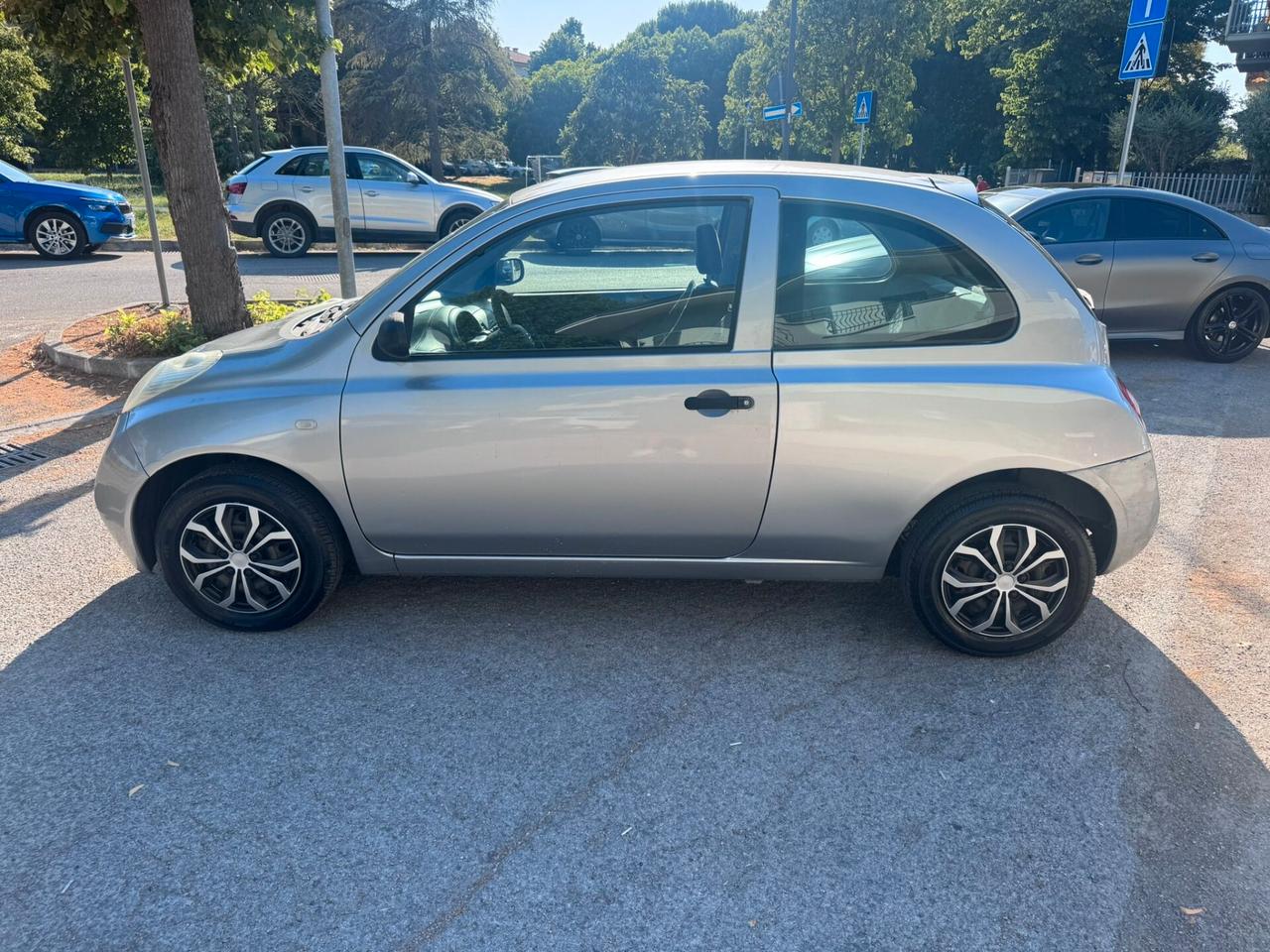 Nissan Micra 1.0 16V 3 porte Visia