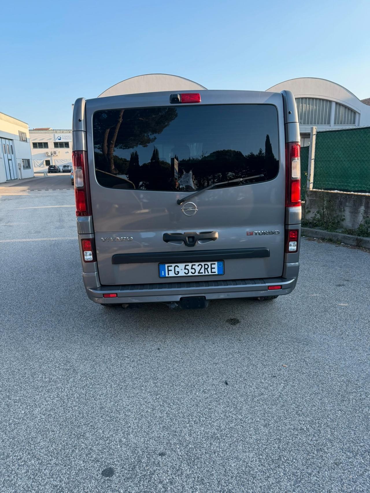 Opel Vivaro 1.6 Biturbo CDTI Combi L1H1 2,9t