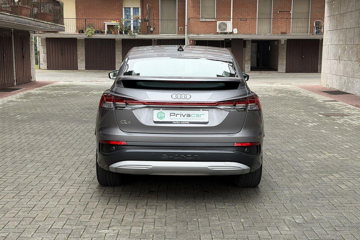 AUDI Q4 SPB 40 e-tron Business Advanced