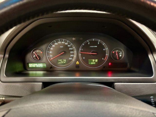 VOLVO XC90 2.4 D5 185 CV AWD Executive 7 POSTI