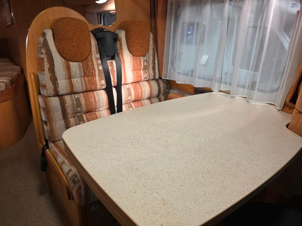 CAMPER CHAUSSON FLASH 08