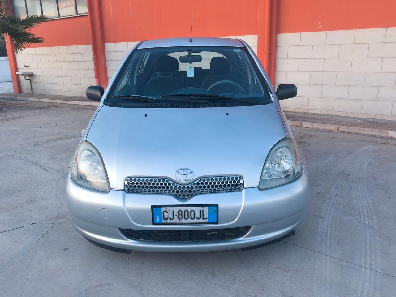 Toyota Yaris 1.0i 16V cat 5 porte
