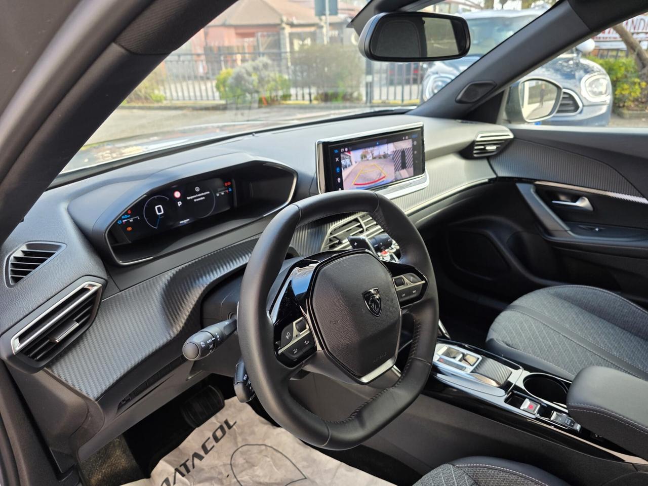 Peugeot 2008 PureTech 130 S&S EAT8 Allure