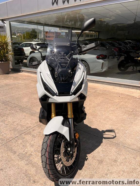 Honda X-ADV 750 km0 a 128 euro al mese senza anticipo