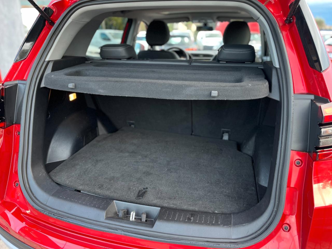 DR 4.0 1.5 GPL – 2022 – 30.000 km – Interni in pelle – Tetto apribile – Bordeaux