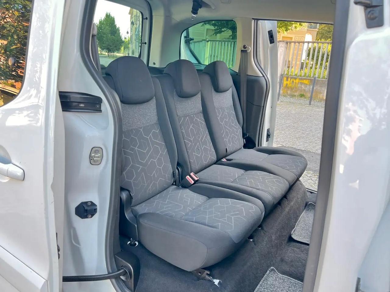 Peugeot Partner Tepee 1.6 BlueHDi 100cv E6 4X4 Dangel Endurance Control Active IVA INCLUSA