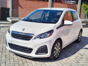 PEUGEOT - 108 - PureTech 82 5p. Active TOP!