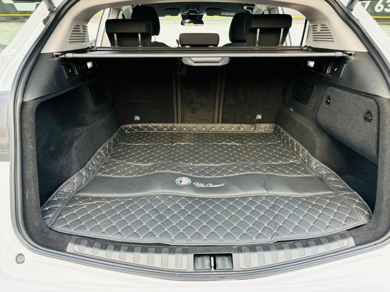 Alfa Romeo Stelvio 2.2 t Business rwd 160cv auto